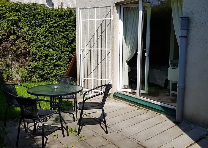 Cozy Garden Free Parking *